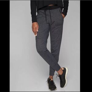 🍄 Athleta Flux Street Jogger Charcoal Gray Heather